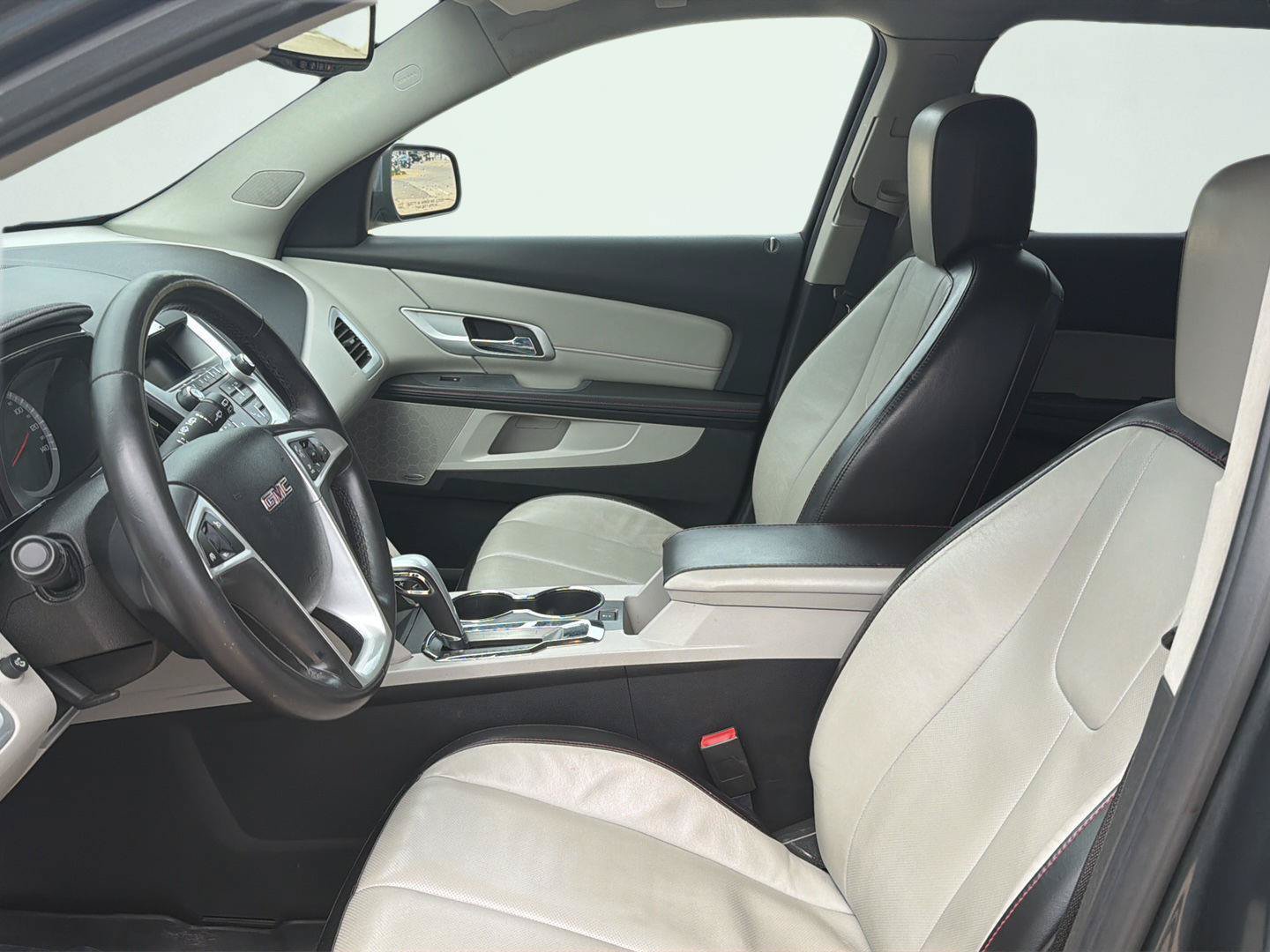 Used 2010 GMC Terrain SLT AWD/4WD image 9
