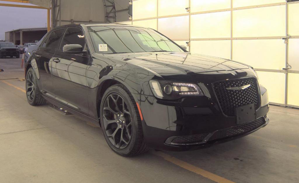 Used 2019 Chrysler 300 Touring w/ Sport Appearance Package RWD image 1
