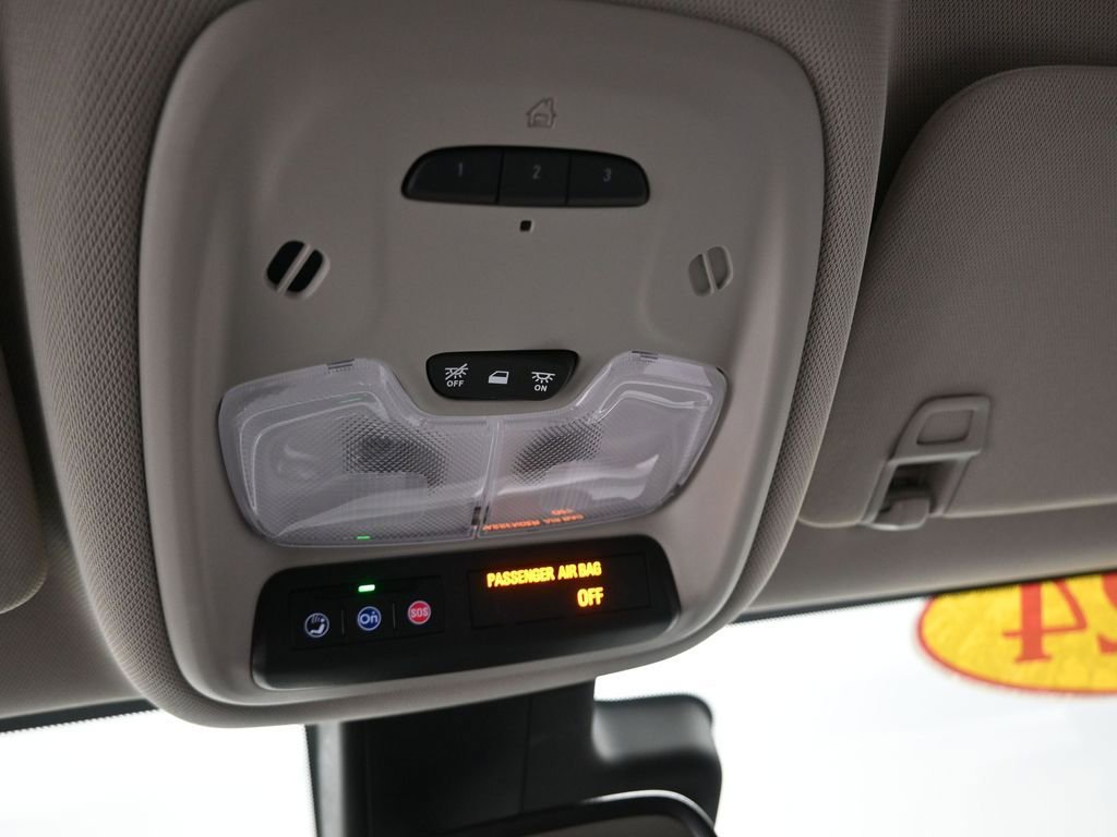Used 2024 Buick Encore GX Avenir w/ Avenir Convenience Package FWD image 39