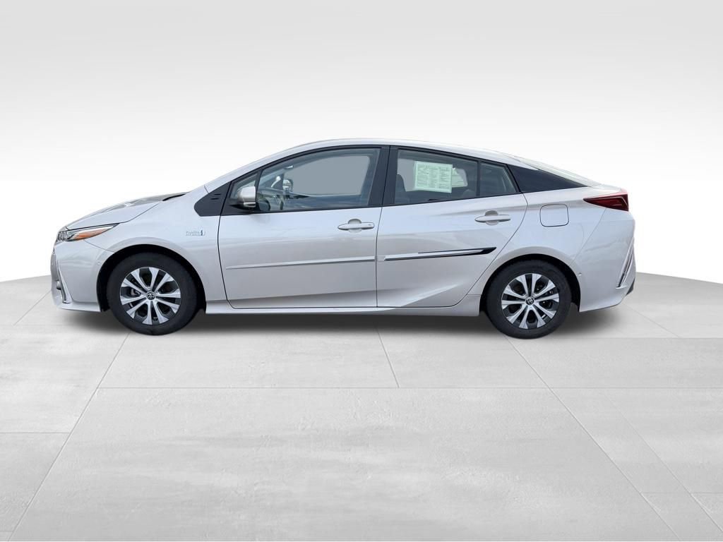 Used 2021 Toyota Prius Prime Limited image 26
