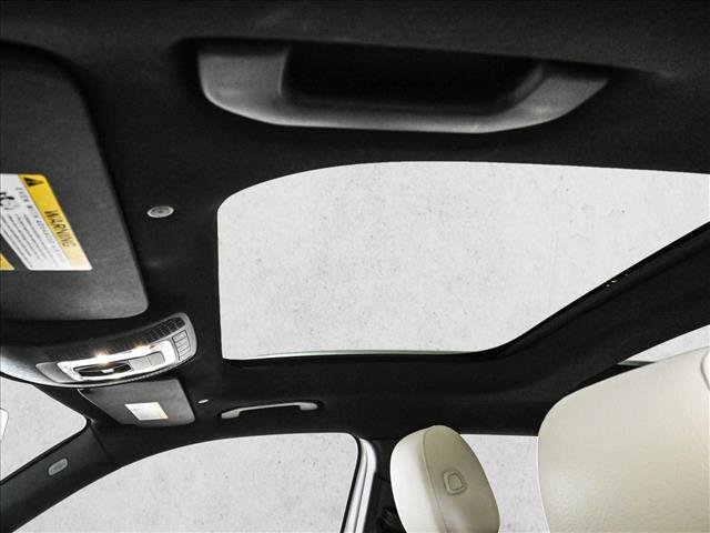 Certified 2024 Mercedes-Benz GLB 250 4MATIC image 17