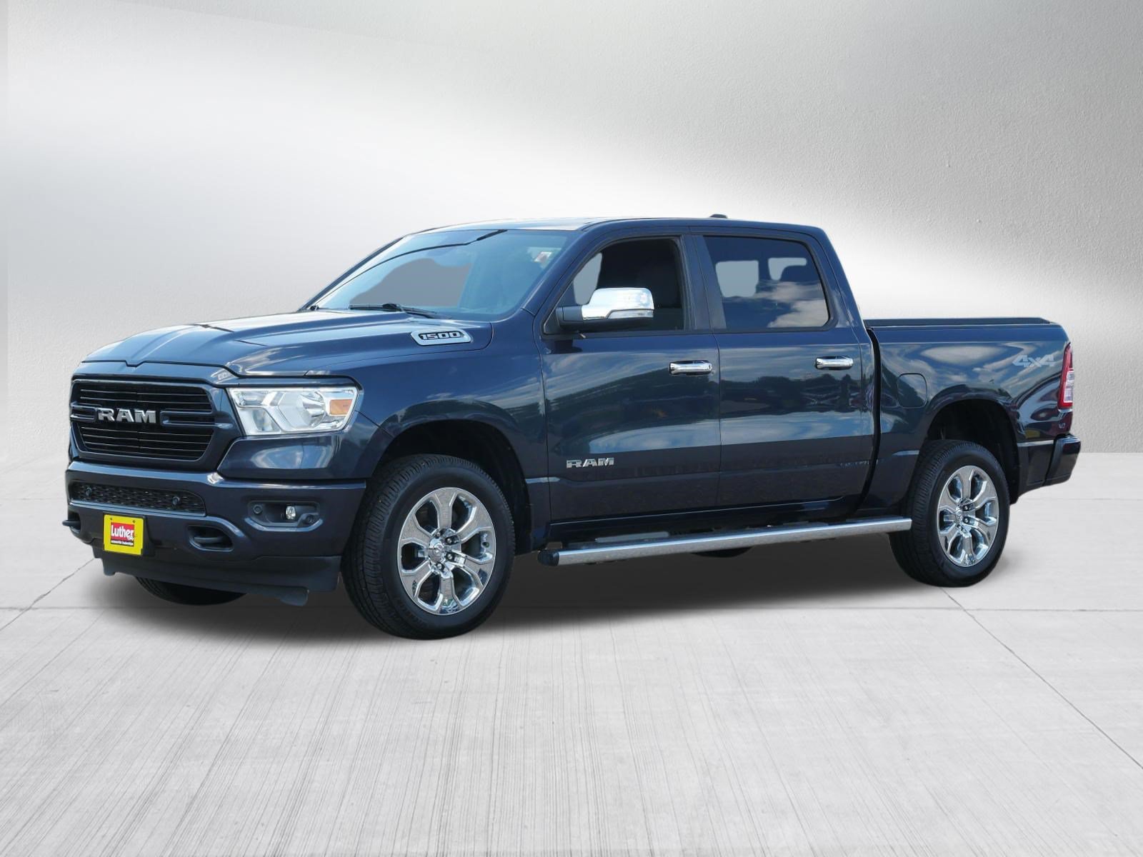 Used 2019 RAM 1500 Big Horn AWD/4WD image 3