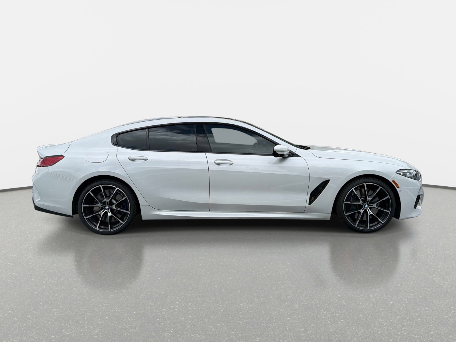 Used 2021 BMW 840i Gran Coupe w/ M Sport Package image 2