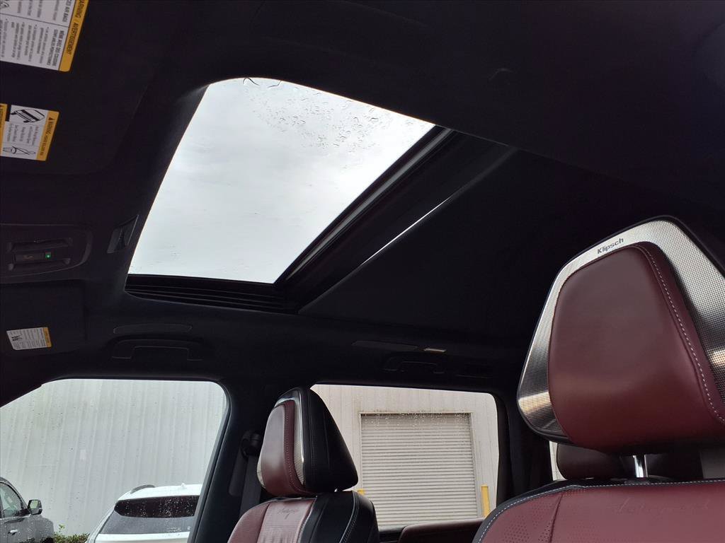 Used 2025 INFINITI QX80 Autograph w/ Autograph Exterior Package AWD/4WD image 24