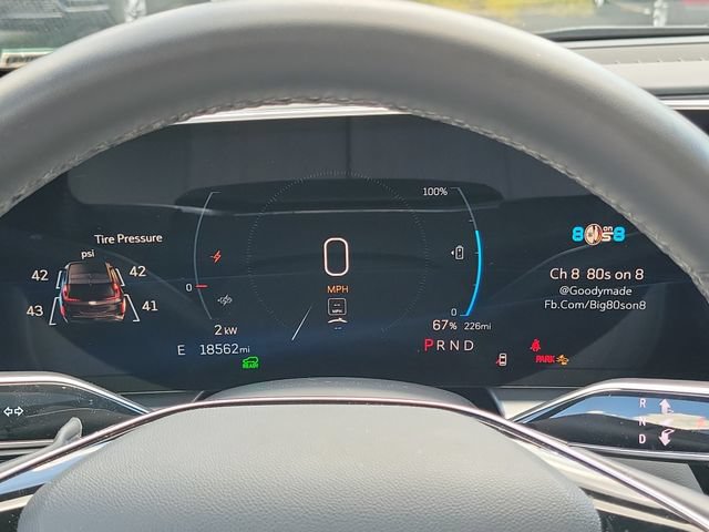 Certified 2024 Cadillac Lyriq Luxury AWD/4WD image 13