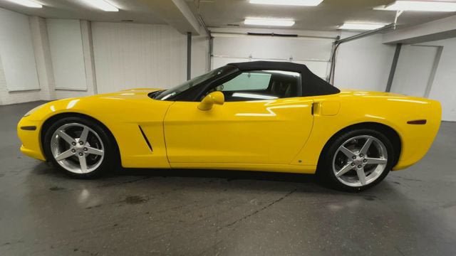 Used 2006 Chevrolet Corvette Convertible w/ Preferred Equipment Group RWD image 5