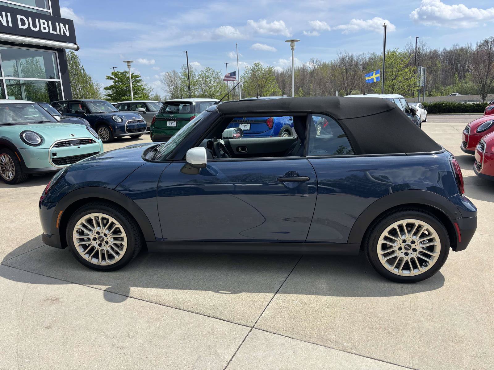 New 2026 MINI Cooper S FWD image 8