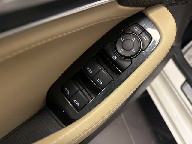 Used 2023 Cadillac CT5 Luxury RWD image 11