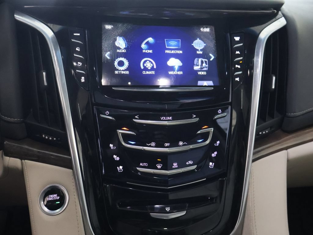 Used 2018 Cadillac Escalade ESV Luxury AWD/4WD image 27
