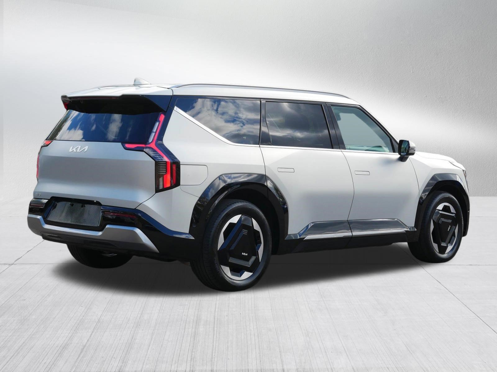 Certified 2024 Kia EV9 Land AWD/4WD image 7