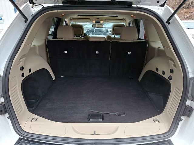 Used 2015 Jeep Grand Cherokee Laredo w/ Quick Order Package 23E image 31