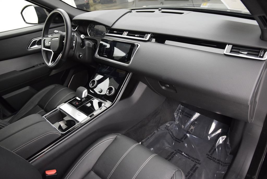 Used 2022 Land Rover Range Rover Velar R-Dynamic S AWD/4WD image 14