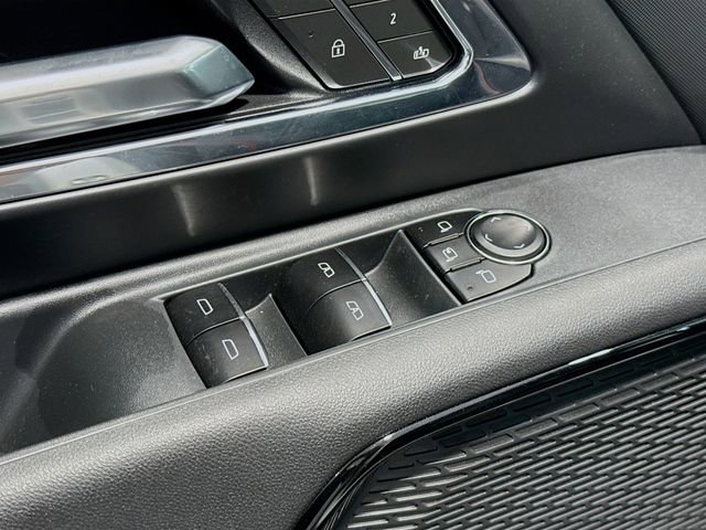 New 2025 Chevrolet Silverado EV RST image 17