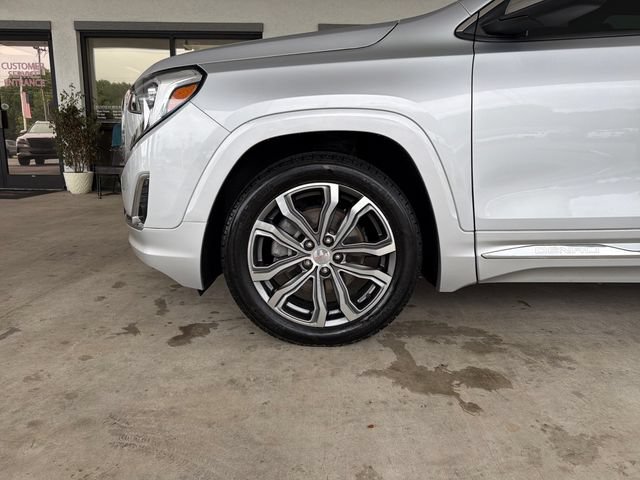 Used 2020 GMC Terrain Denali w/ LPO, Floor Liner Package FWD image 30
