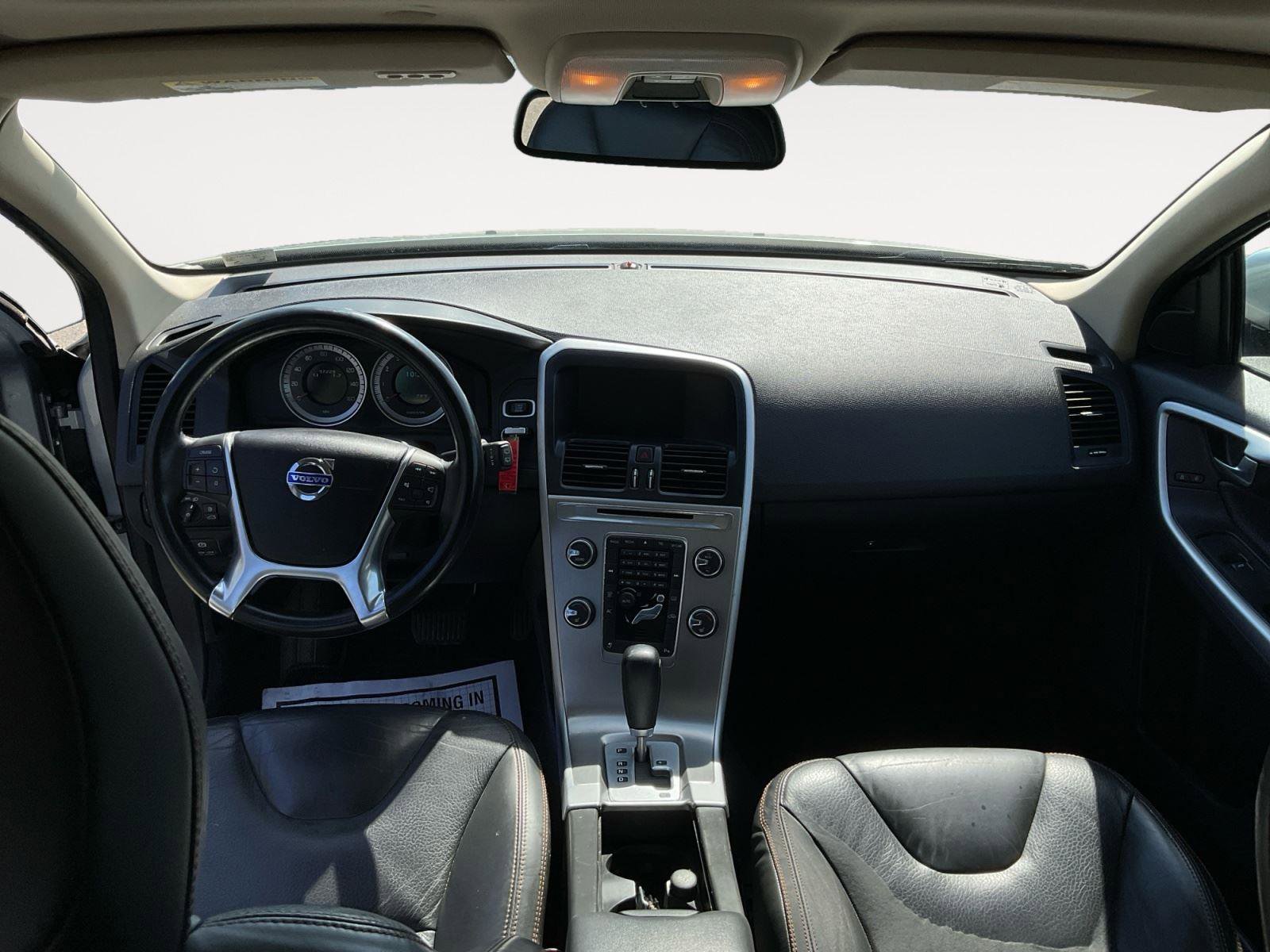Used 2011 Volvo XC60 T6 image 10