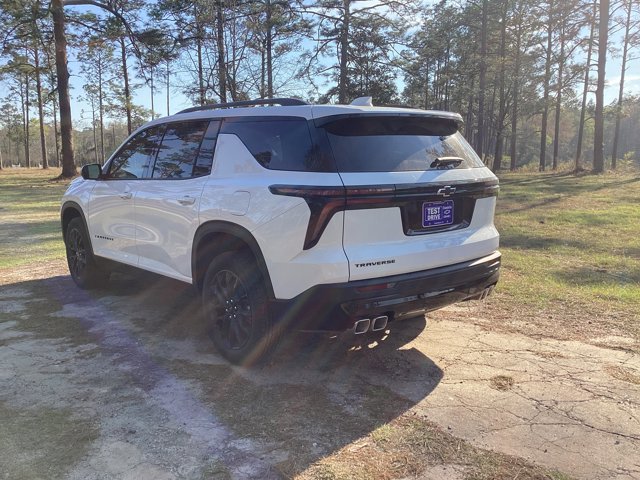 New 2026 Chevrolet Traverse LT w/ Midnight/Sport Edition image 2