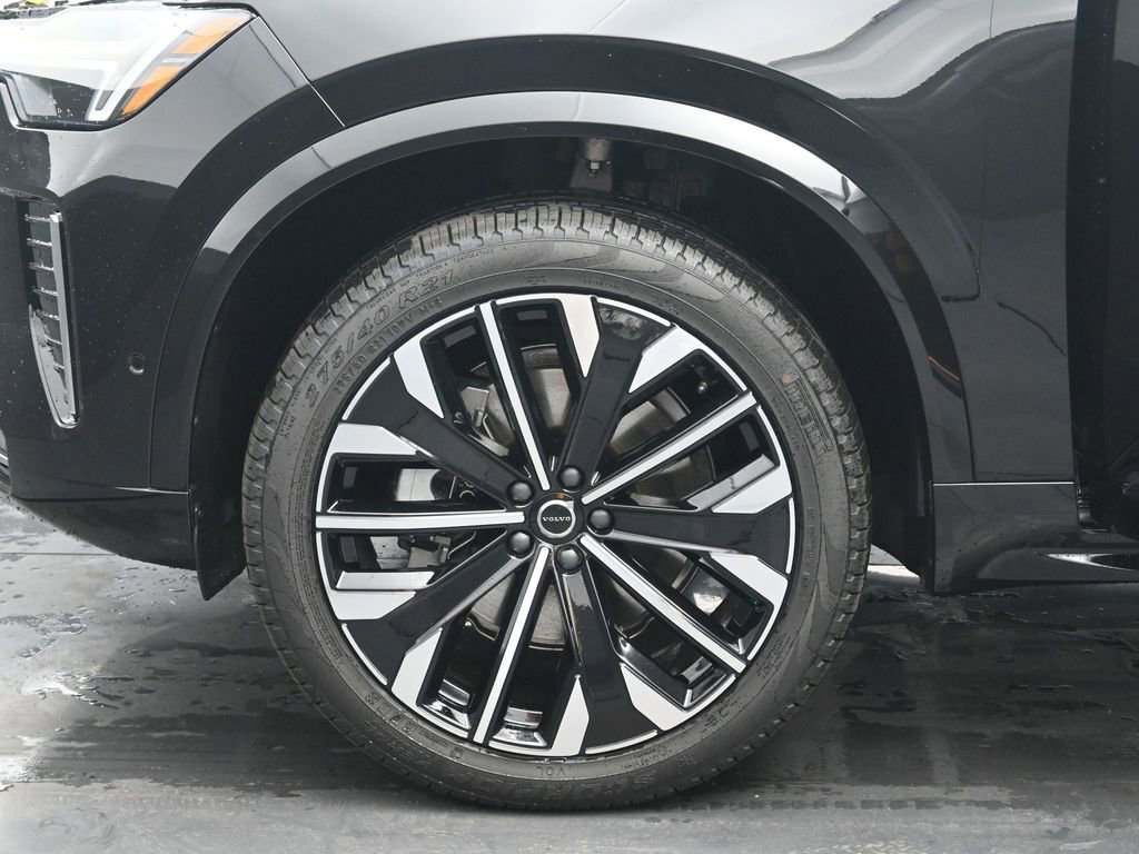 New 2026 Volvo XC90 B6 Plus w/ Protection Package Premier AWD/4WD image 31