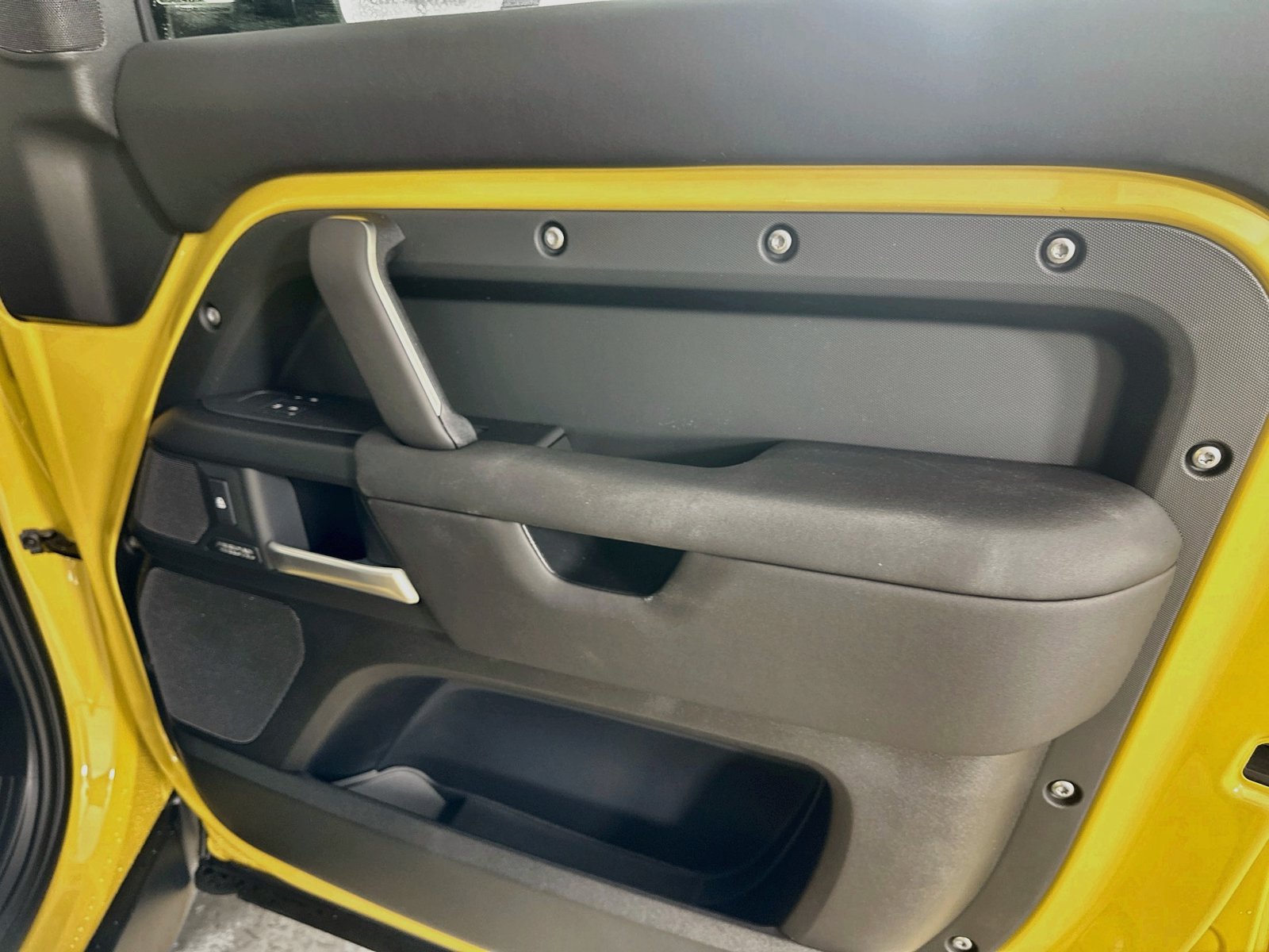 New 2026 Land Rover Defender 110 Trophy Edition AWD/4WD image 41