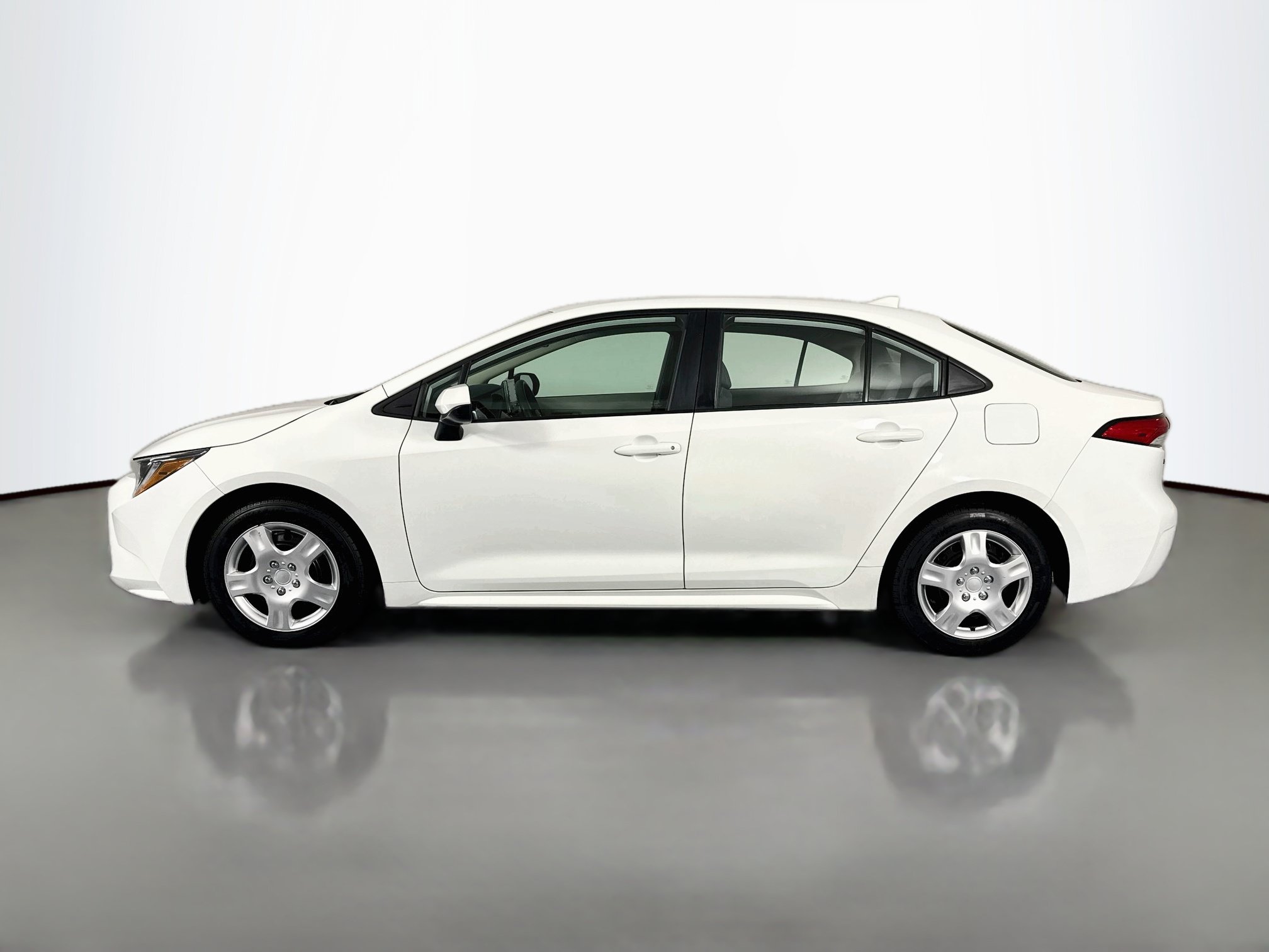 Used 2020 Toyota Corolla LE FWD image 8