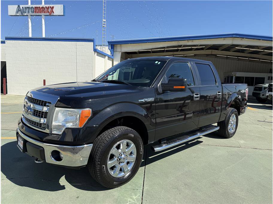 Used 2013 Ford F150 XLT w/ Luxury Equipment Group image 2