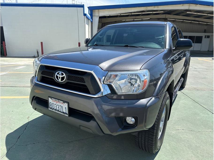 Used 2013 Toyota Tacoma PreRunner image 3