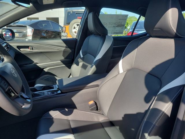 New 2026 Toyota Camry SE FWD image 11