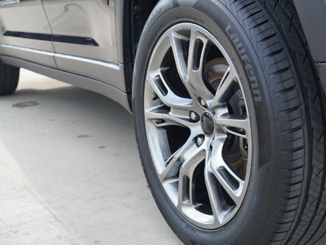 Used 2023 Jeep Grand Cherokee L Limited RWD image 14