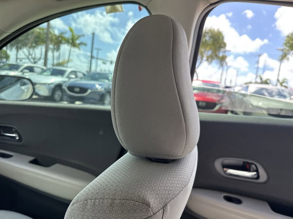 Used 2020 Honda HR-V LX image 17