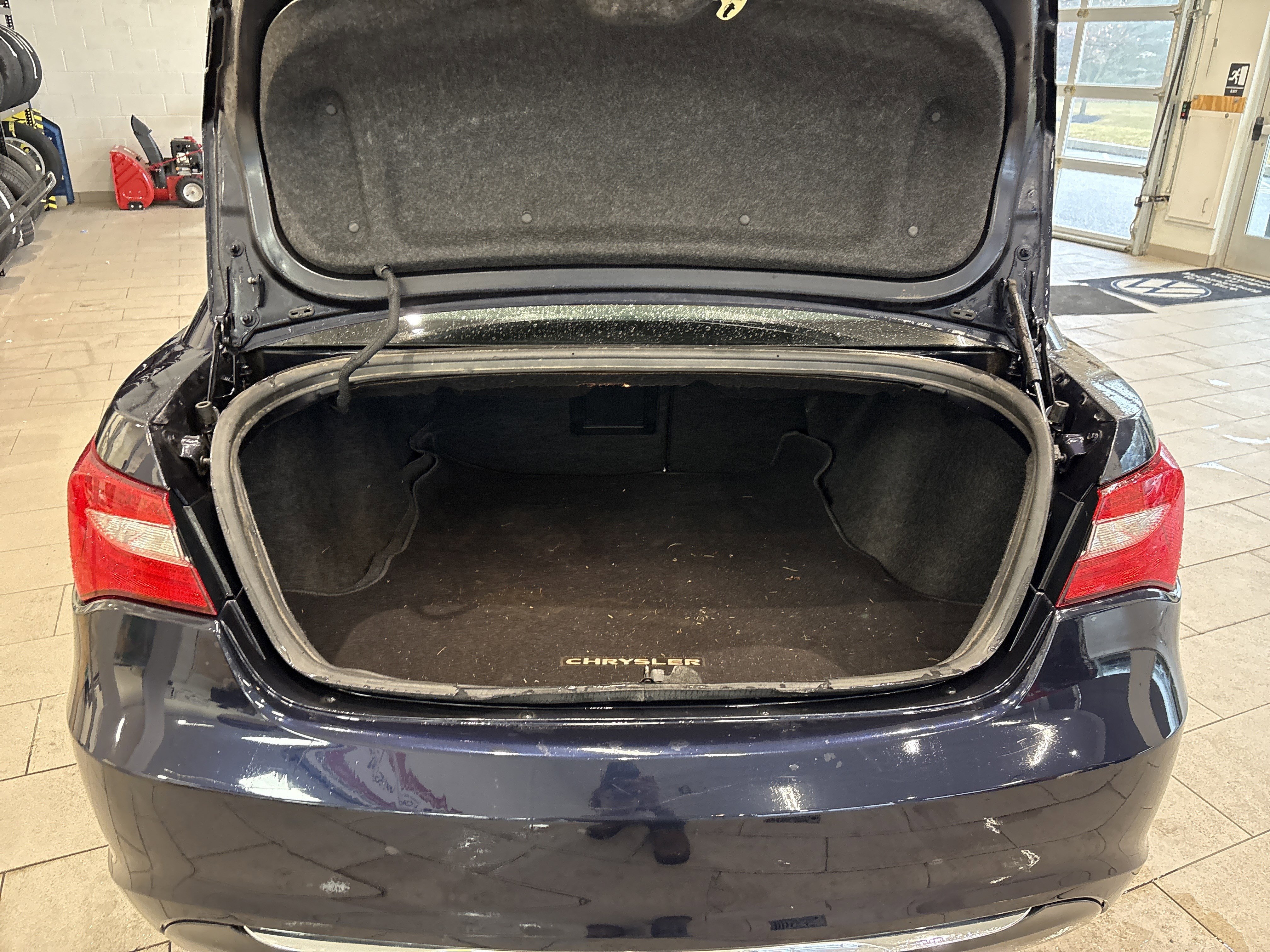 Used 2011 Chrysler 200 Touring w/ Cold Weather Group image 15