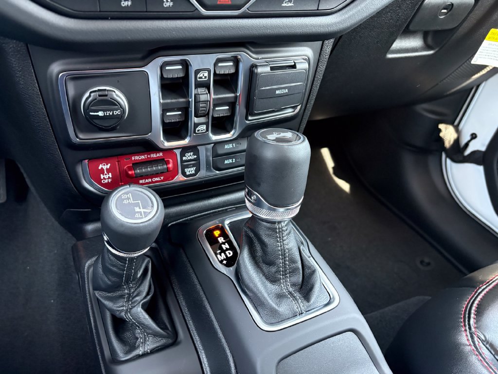 New 2026 Jeep Wrangler Unlimited Rubicon AWD/4WD image 15