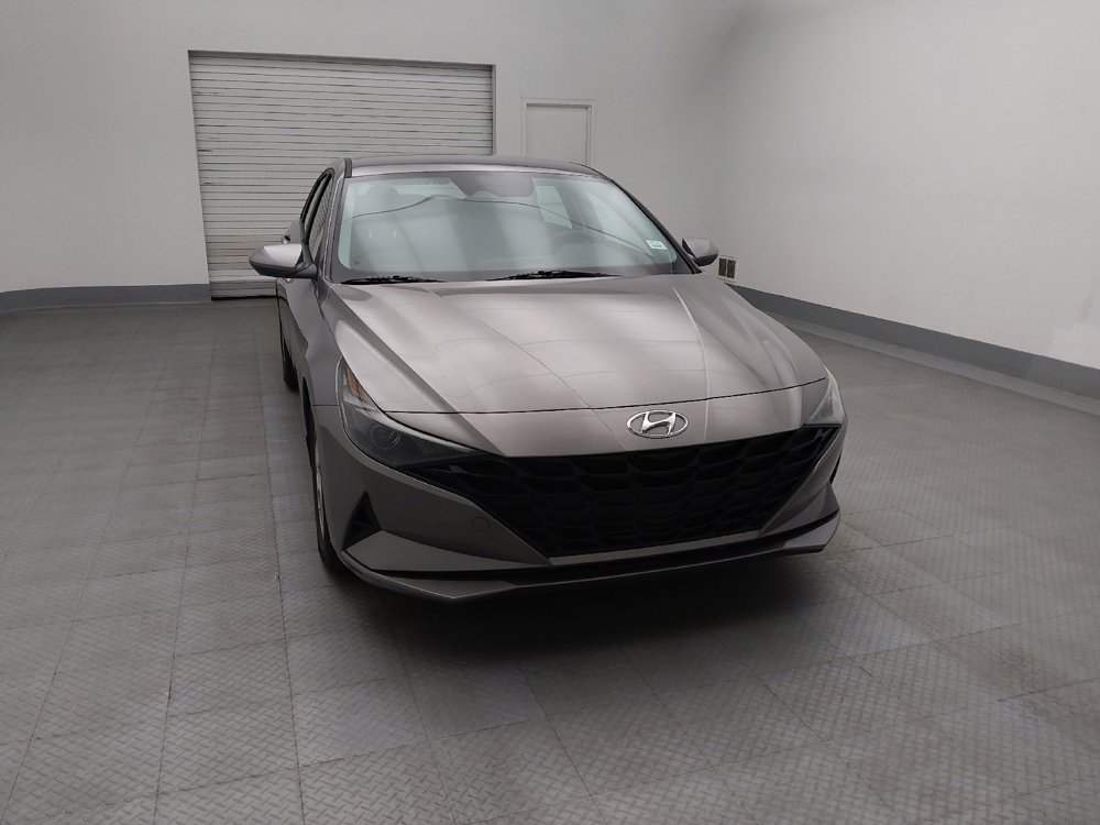 Used 2023 Hyundai Elantra SE image 14