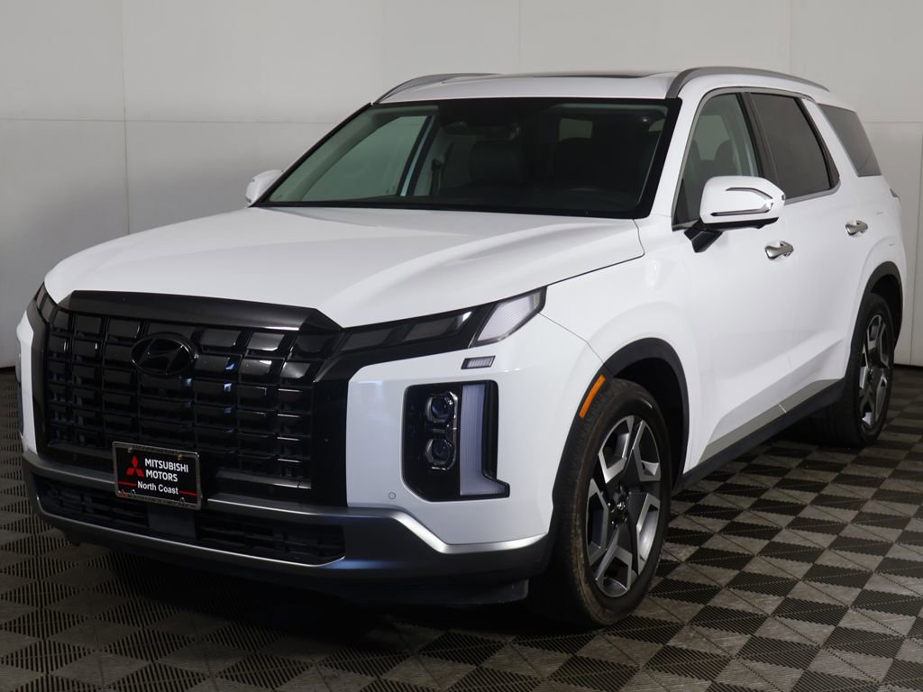 Used 2024 Hyundai Palisade SEL w/ Premium Package FWD image 13