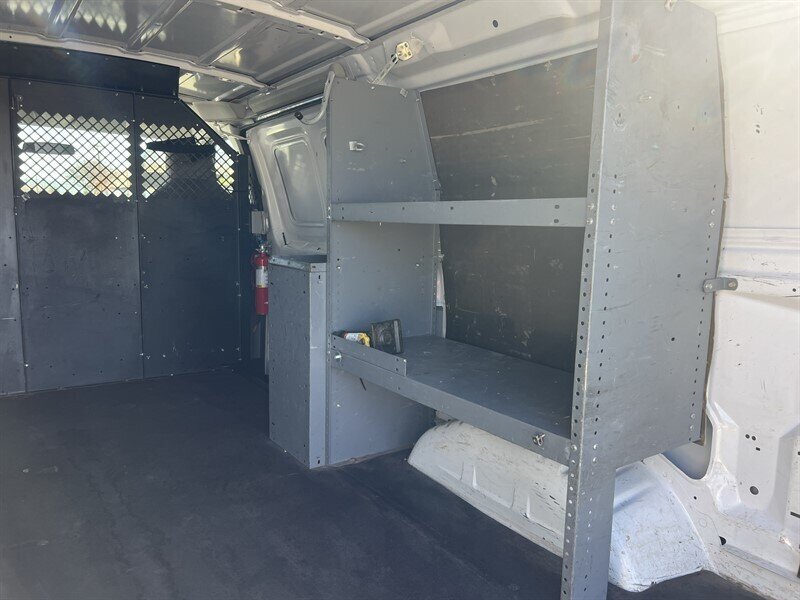 Used 2013 Ford E-150 and Econoline 150 RWD image 9