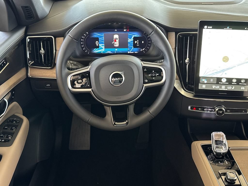 New 2026 Volvo XC90 B6 Plus AWD/4WD image 13