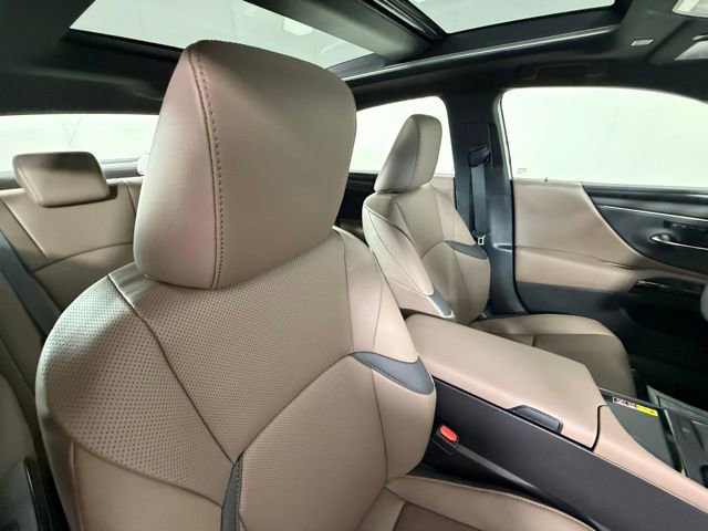 New 2025 Lexus ES 350 w/ Premium Package image 34
