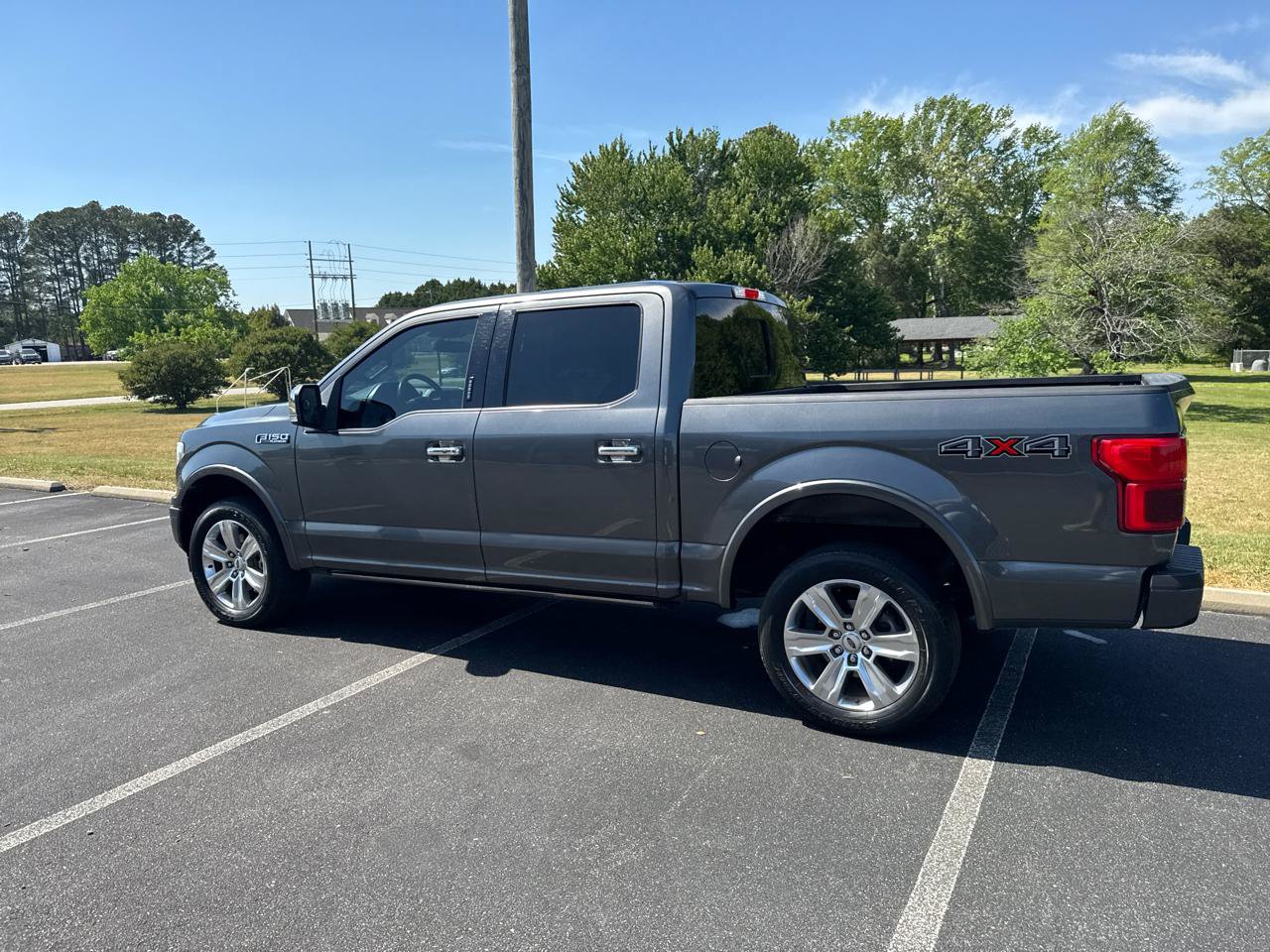 Used 2019 Ford F150 Platinum AWD/4WD image 11