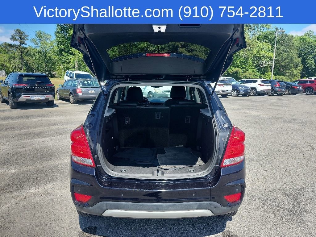 Used 2022 Chevrolet Trax LT w/ Driver Confidence Package AWD/4WD image 23