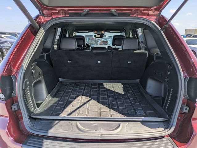 Certified 2022 Jeep Grand Cherokee Laredo X RWD image 12