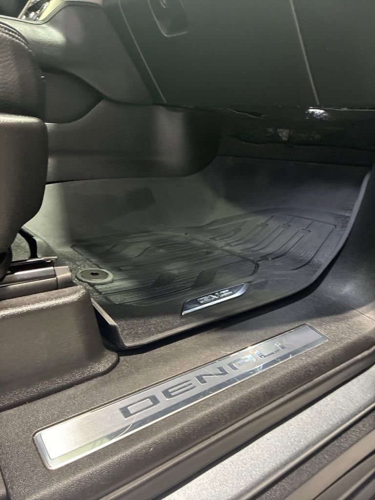 Used 2022 GMC Yukon Denali AWD/4WD image 67