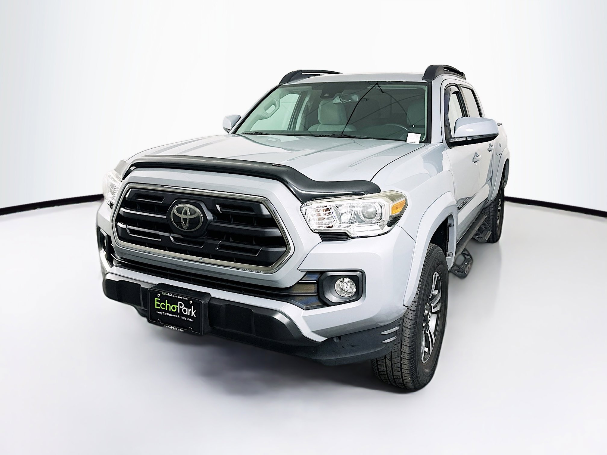 Used 2019 Toyota Tacoma SR5 image 3