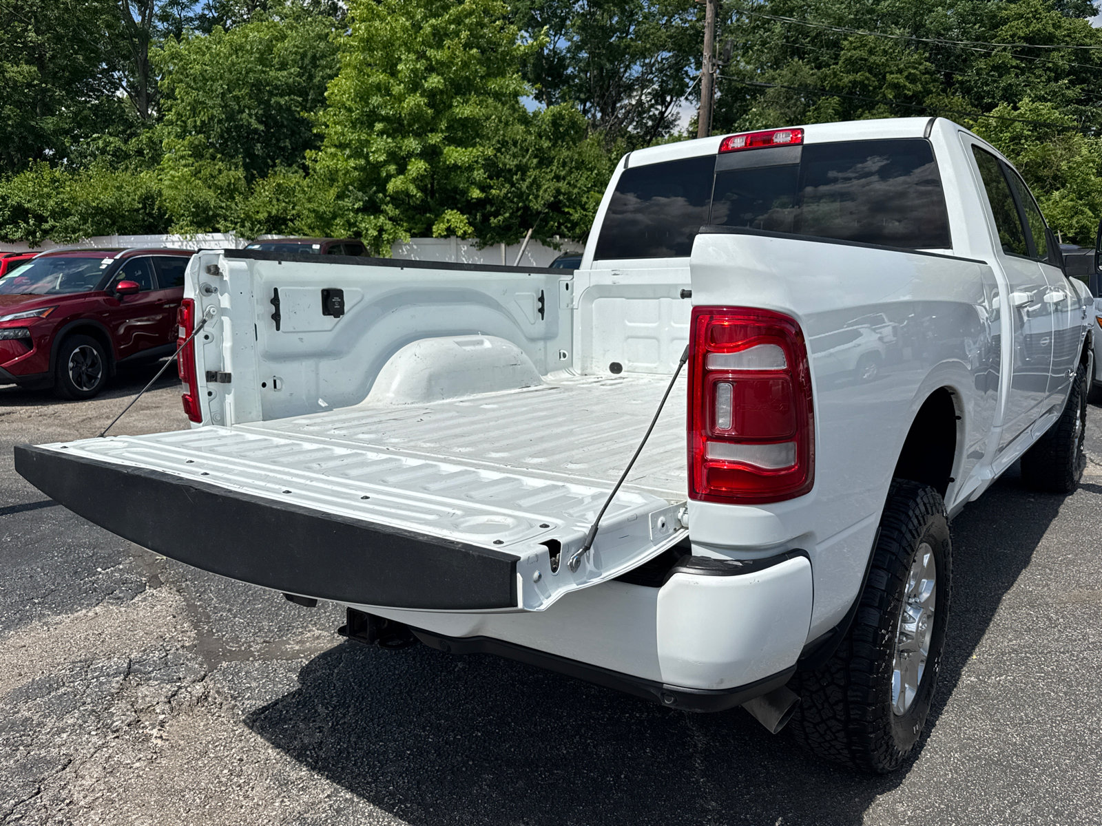 Used 2024 RAM 2500 Laramie w/ Safety Group AWD/4WD image 19