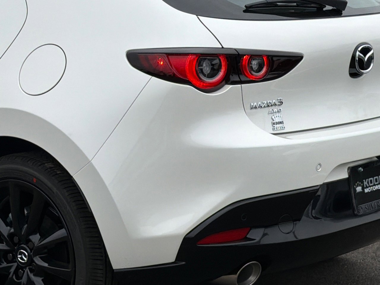 New 2026 MAZDA MAZDA3 Hatchback w/Premium Plus Pkg image 6