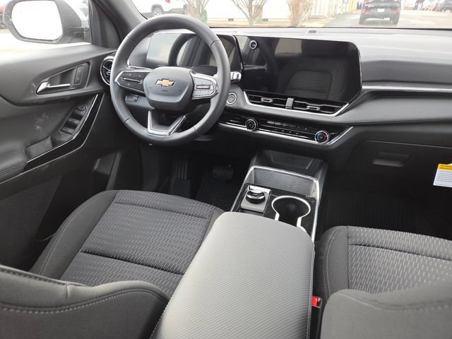 New 2026 Chevrolet Equinox LT w/ Safety and Technology Package FWD image 28