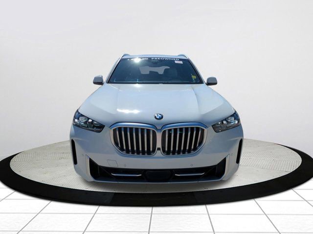 Used 2024 BMW X5 sDrive40i w/ Premium Package image 8