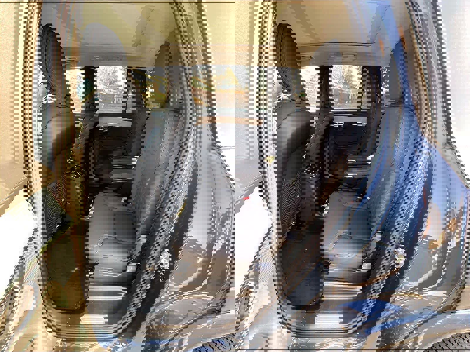 New 2026 Volvo XC90 T8 Plus w/ Protection Package image 12