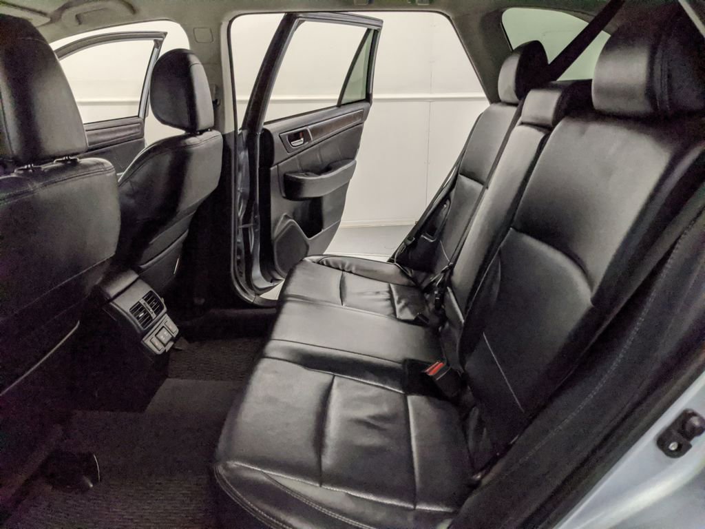 Used 2019 Subaru Outback 2.5i Limited w/ Popular Package #2 AWD/4WD image 17