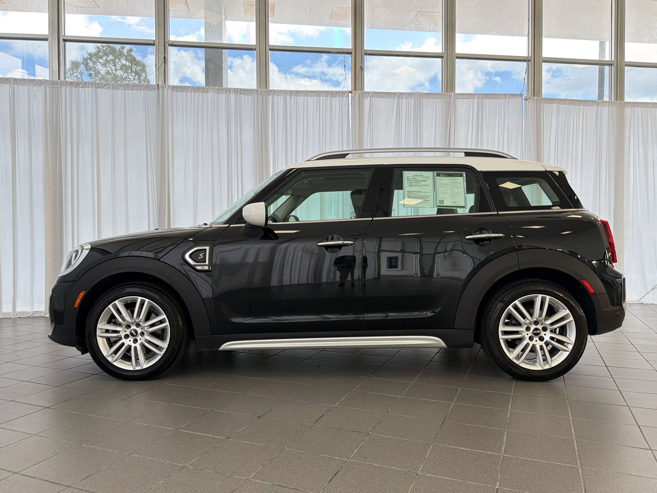 Used 2023 MINI Cooper Countryman S image 2