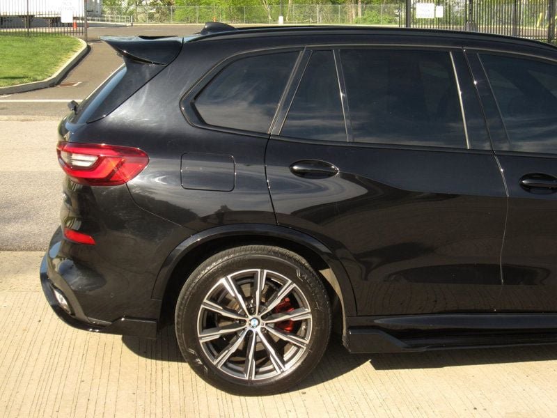 Used 2020 BMW X5 xDrive40i w/ M Sport Package AWD/4WD image 11