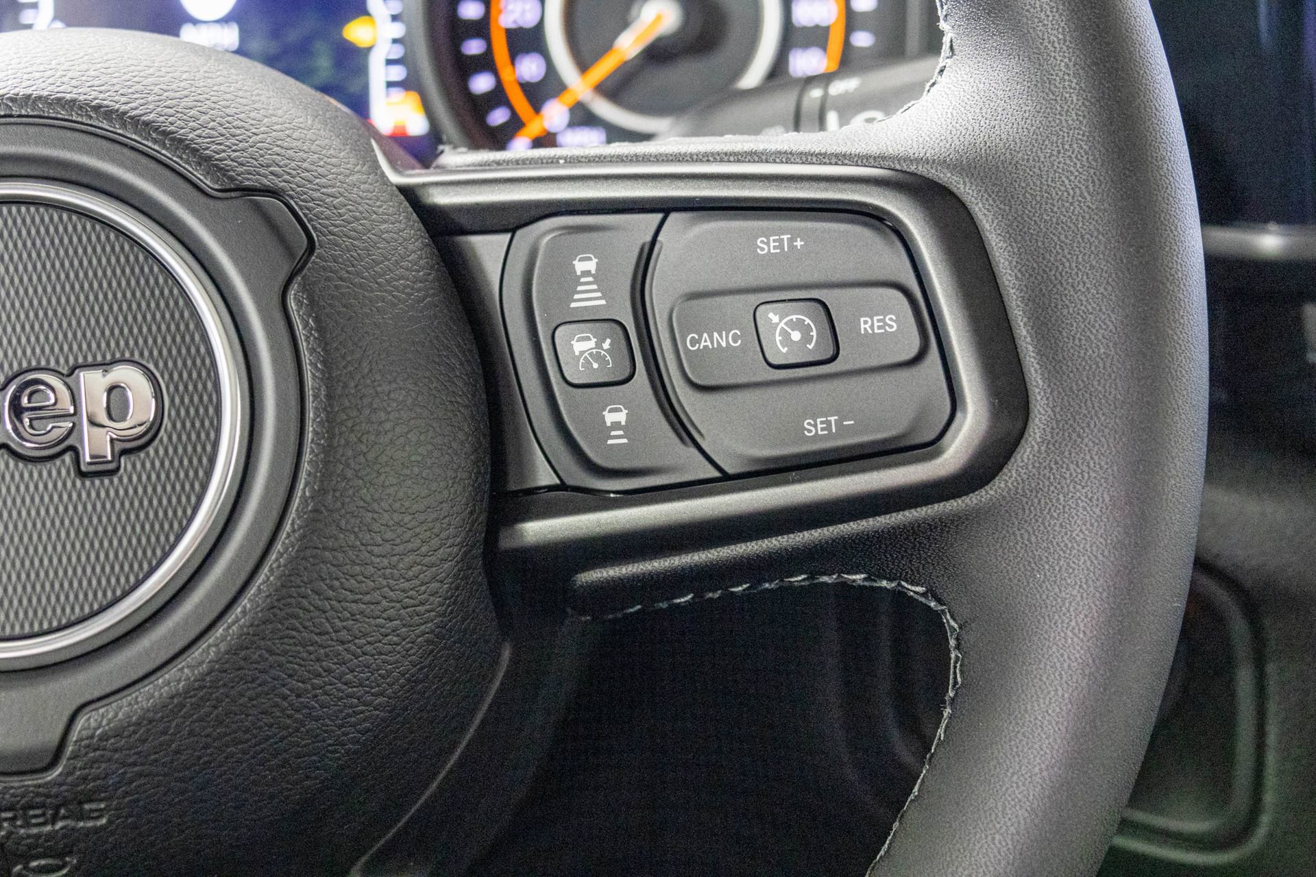 New 2026 Jeep Gladiator Sport AWD/4WD image 35
