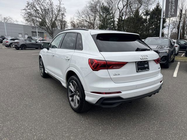 Certified 2023 Audi Q3 2.0T Premium w/ Black Optic Sport Package image 7